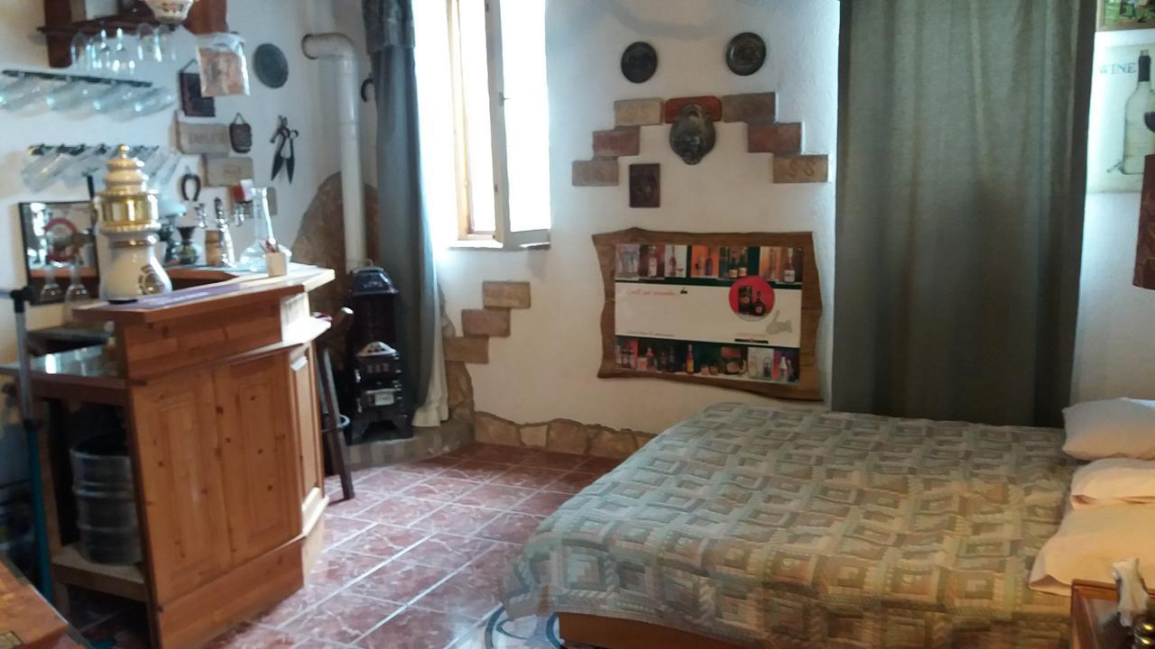 Nicolaj Vendeghaz Es Tanya Hotel Екстериор снимка